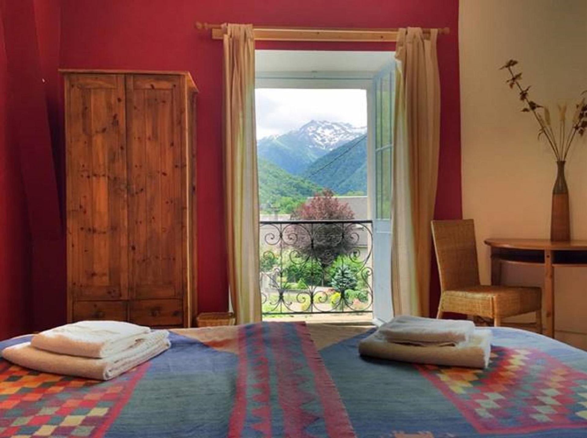 Bed and Breakfast Papilio Montauban-de-Luchon Exterior foto