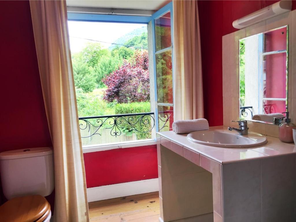 Bed and Breakfast Papilio Montauban-de-Luchon Exterior foto